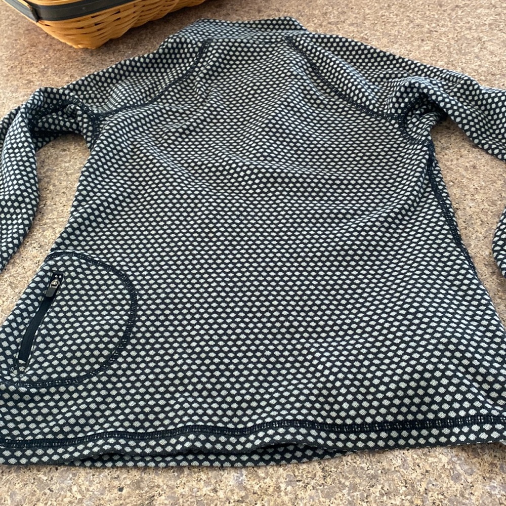Eddie Bauer Black and White or Gray Pullover Partial Zip Top S - Picture 13 of 17